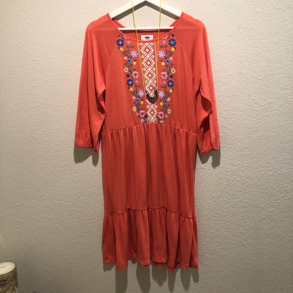 Old Navy Embroidered Floral, Leaf 3/4-Sleeve Dress